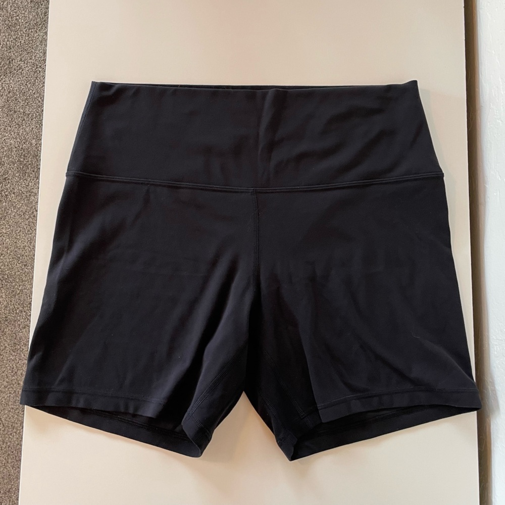 lululemon athletica Black Athletic Shorts - Picture 2 of 8